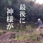 【川釣り】激濁りの川でブッコミ釣りしたら‥‥【ミミズの餌】