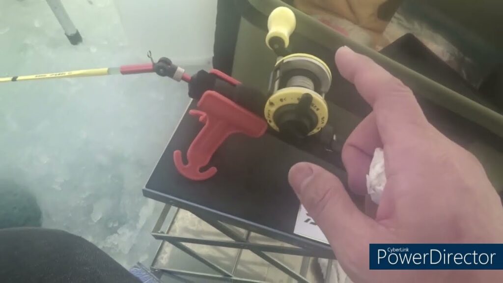 【北海道わかさぎ釣り】シーズン4戦目は空知の某沼😃　うきまろっど最高🤗