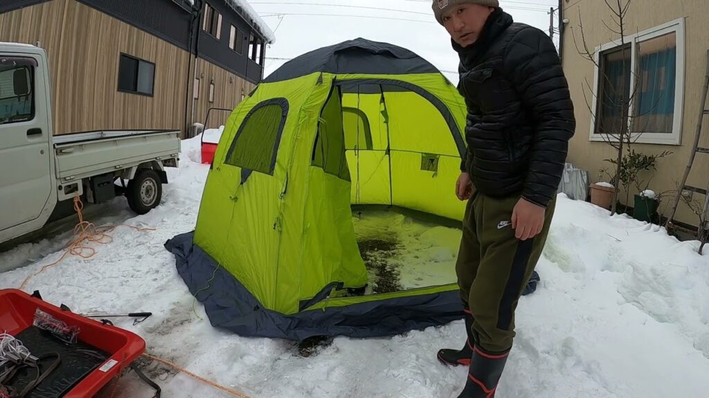 氷上ワカサギ釣り目前にテントを広げて点検したら・・・（桧原湖ワカサギ釣り）