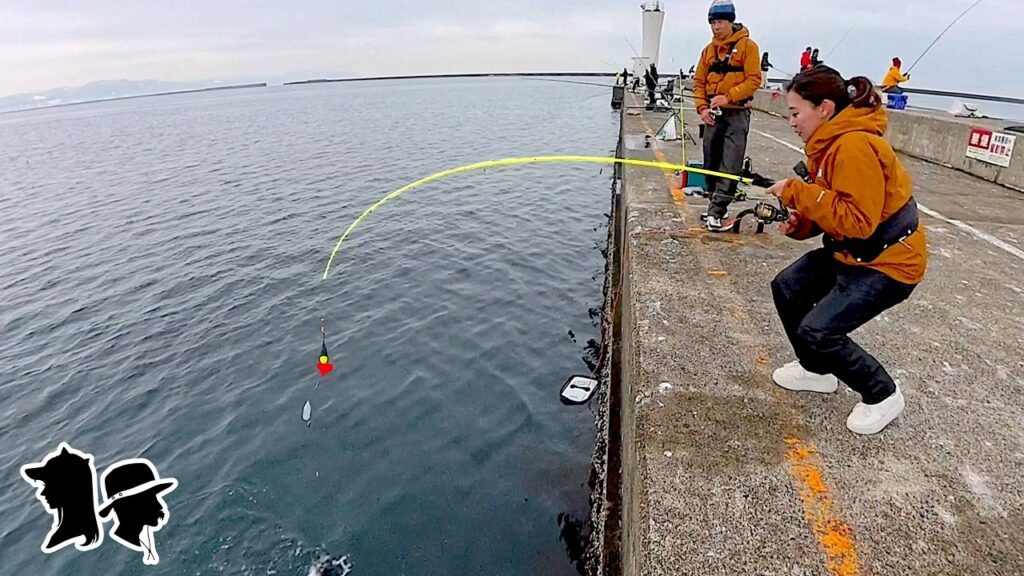 【異常】超絶釣れる堤防が開園　そんな初日に夫婦は・・・