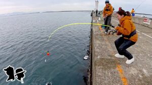 【異常】超絶釣れる堤防が開園　そんな初日に夫婦は・・・