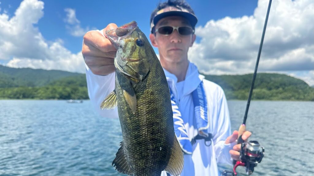 2025.7.22桧原湖。シャローから深場までバラけ気味。