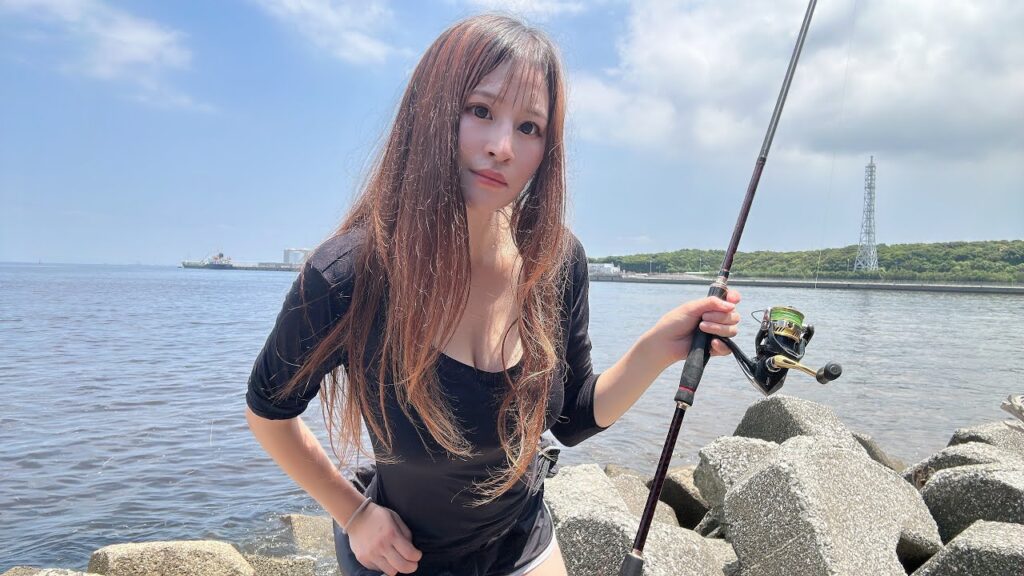 釣れすぎて思わずニヤける女の釣り日和。