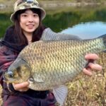 釣れるヘラブナが全部デカい！！山奥のダム湖で両グルテン底釣り【田瀬ダム 岩手県】